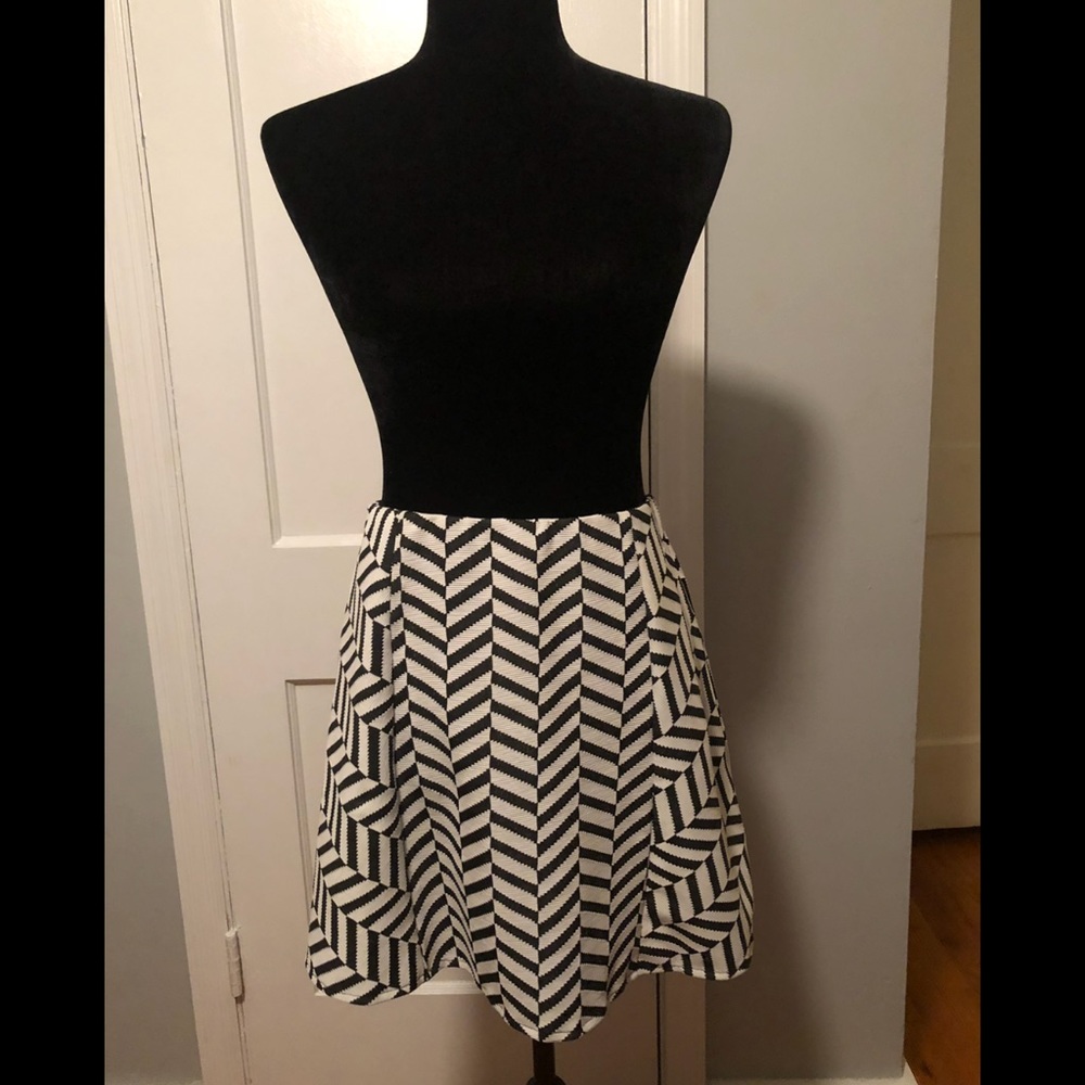 Stitch Fix A-Line Geometric Skirt